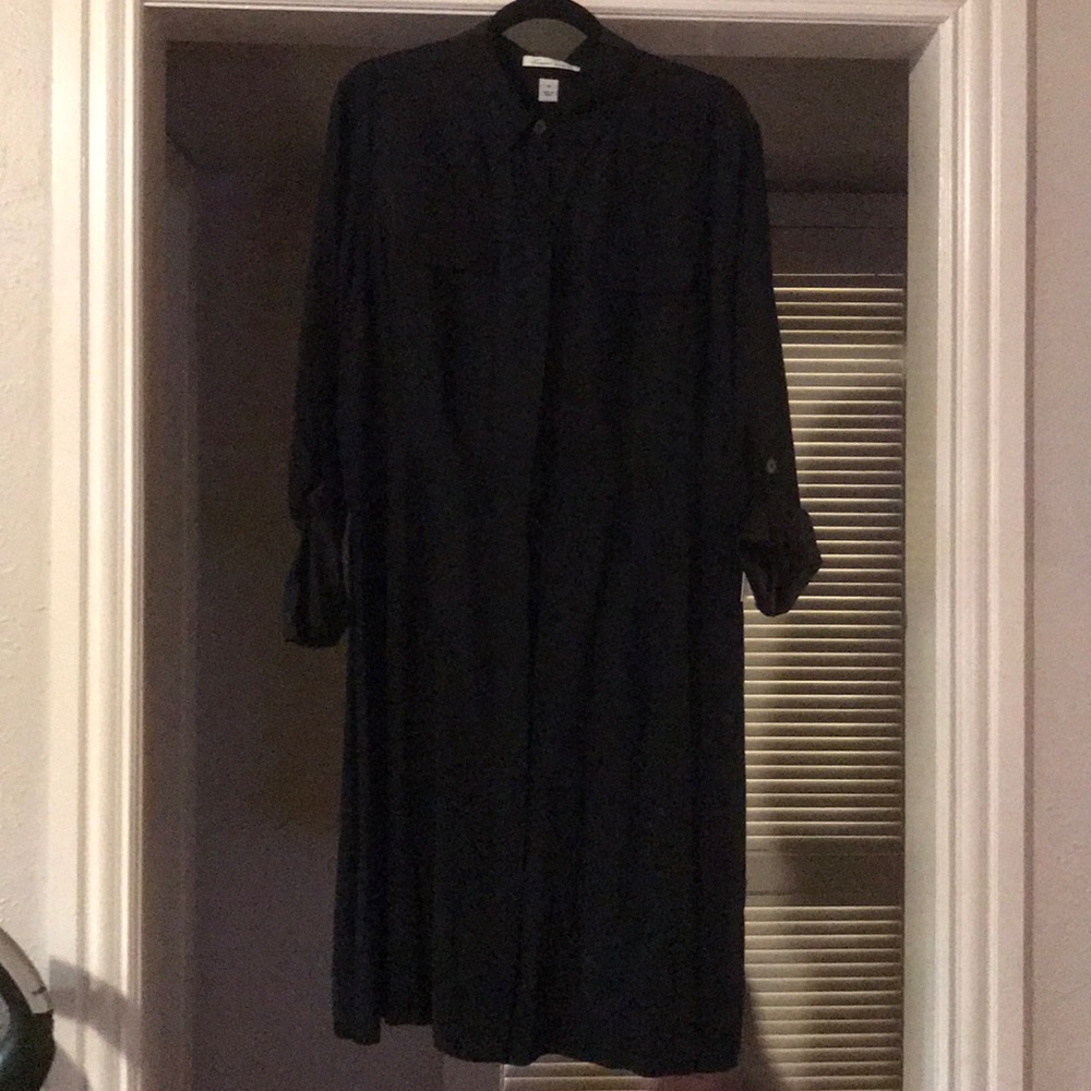 Kenneth Cole 100% silk shirt dress